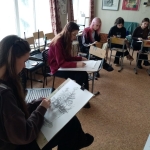 Master-klass-so-studentami-na-temu-Zarisovka-rasteniya-myagkim-materialom-4