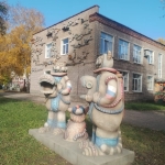 S-delovym-vizitom-posetil-vchera-hudozhestvennuju-shkolu-Glava-2